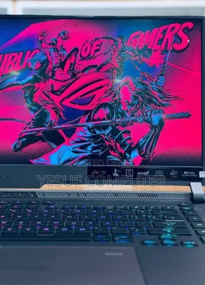 New Laptop Asus ROG Strix G15 16GB AMD Ryzen 9 SSD 512GB