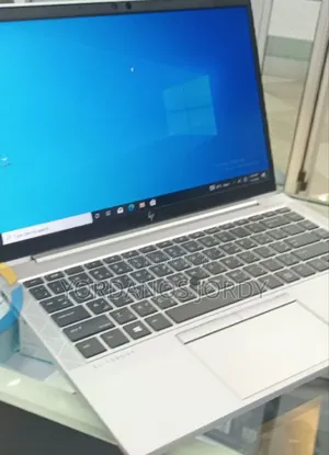 New Laptop HP EliteBook 840 G8 16GB Intel Core I7 SSD 512GB