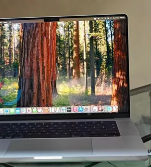 New Laptop Apple MacBook Pro M1 16GB Apple M1 SSD 1T