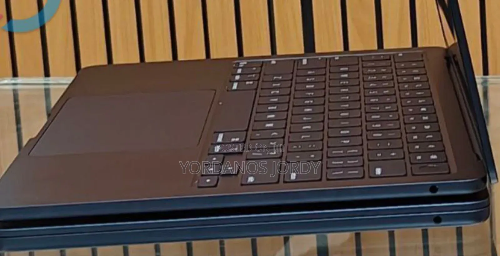 New Laptop Apple MacBook Air 2025 M4 13-Inch 16GB Apple M4 SSD 256GB