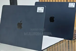 New Apple MacBook Air 2025 M4 13-Inch 16GB Apple M4 Max SSD 256GB