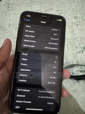 Apple XR 64 GB Black