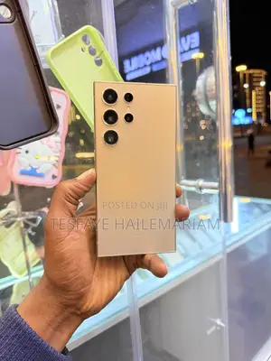 New Samsung Galaxy S24 Ultra 256 GB