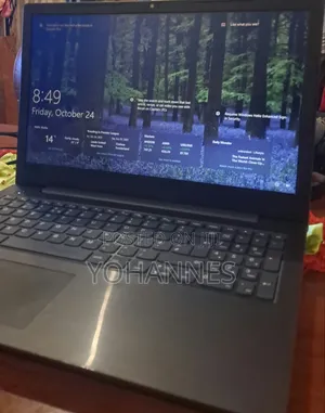 Photo - New Laptop Lenovo IdeaPad 520 4GB Intel Core I3 SSD 250GB