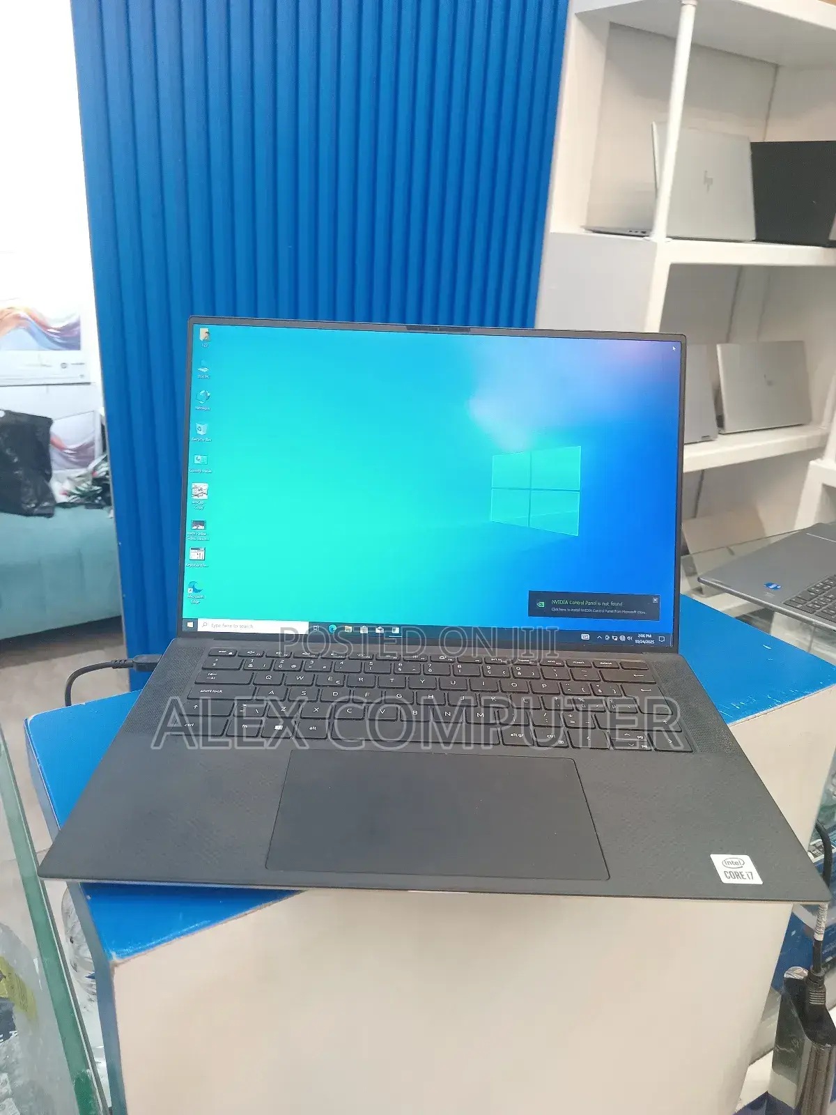 New Laptop Dell XPS 15 16GB Intel Core I7 SSD 512GB