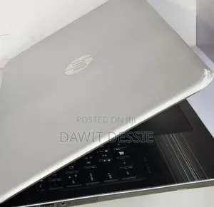 New Laptop HP Pavilion 15 8GB Intel Core I7 SSD 256GB