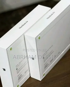 New Laptop Apple MacBook Air 2025 M4 13-Inch 16GB Apple M4 SSD 256GB