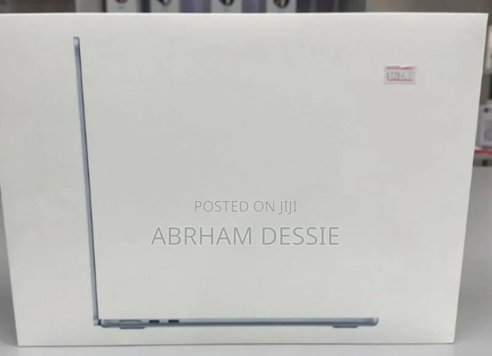 New Laptop Apple MacBook Air 2025 M4 13-Inch 16GB Apple M4 SSD 256GB