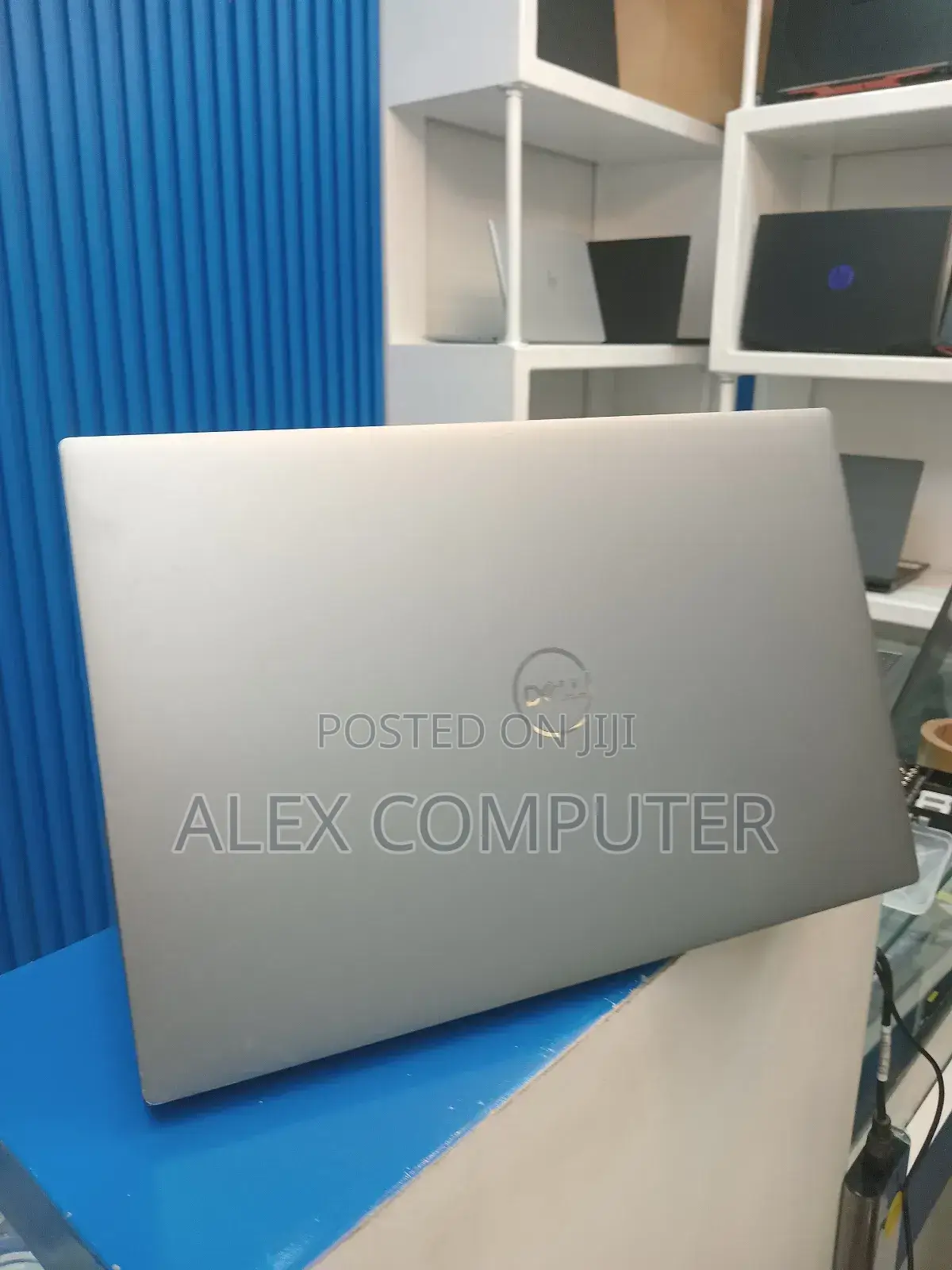 New Laptop Dell Precision 5570 16GB Intel Core I7 SSD 512GB