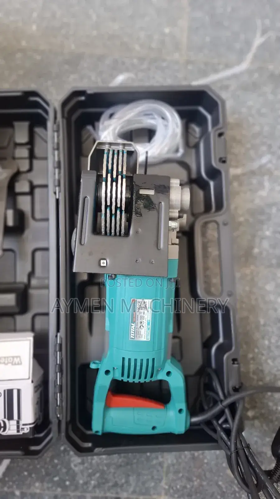 Total Wallchaser Wallcutter 3000 Watts ግድግዳ መሰንጠቂያ