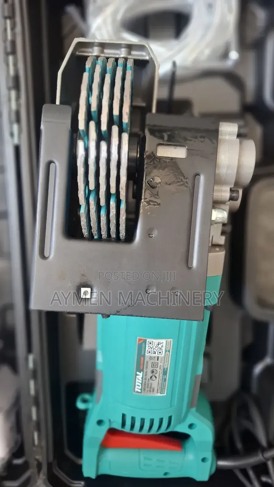 Total Wallchaser Wallcutter 3000 Watts ግድግዳ መሰንጠቂያ