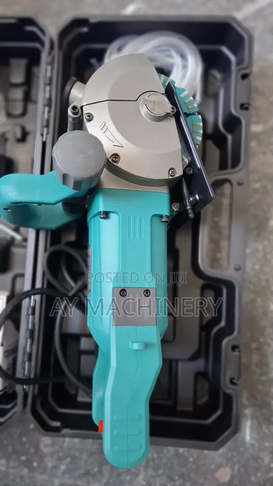 Total Wallchaser Wallcutter 3000 Watts ግድግዳ መሰንጠቂያ