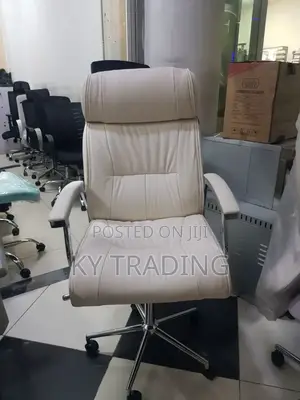 Leather Managerial Office Chair