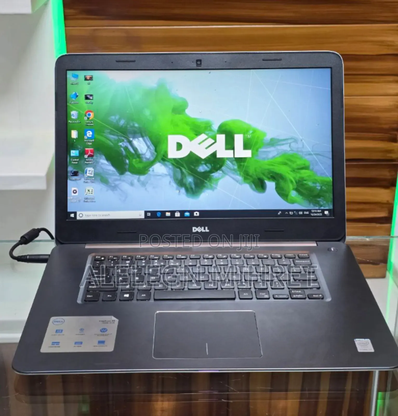 New Laptop Dell Inspiron 15 8GB Intel Core I7 SSD 1T