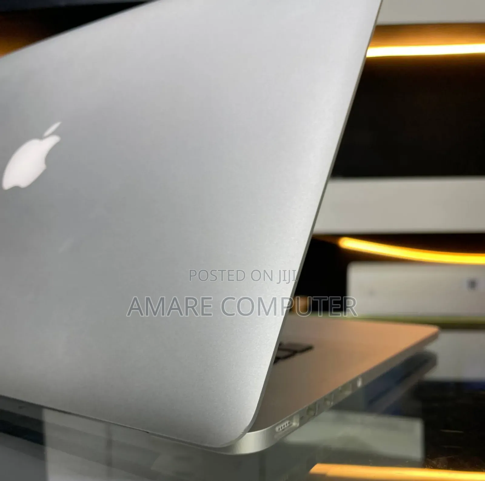 New Laptop Apple MacBook Pro 2015 16GB Intel Core I7 SSD 256GB