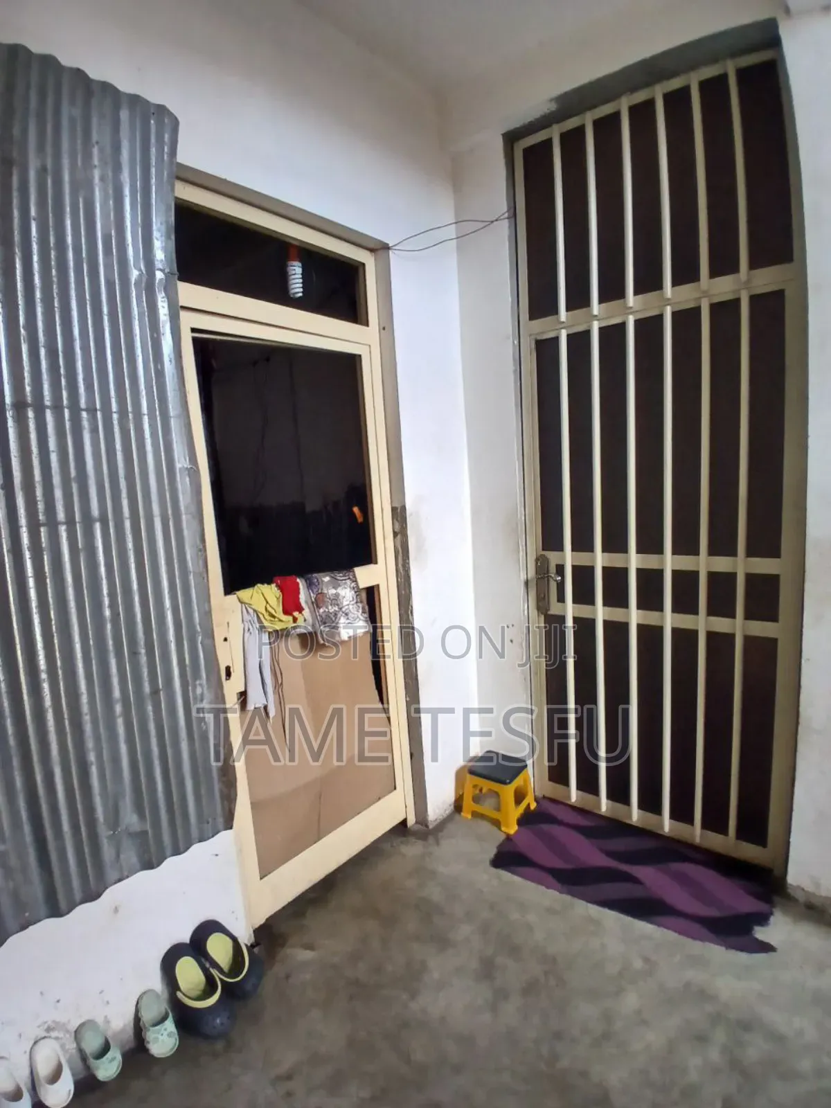 8bdrm House in ሀያት ዞን 6, Bole for sale