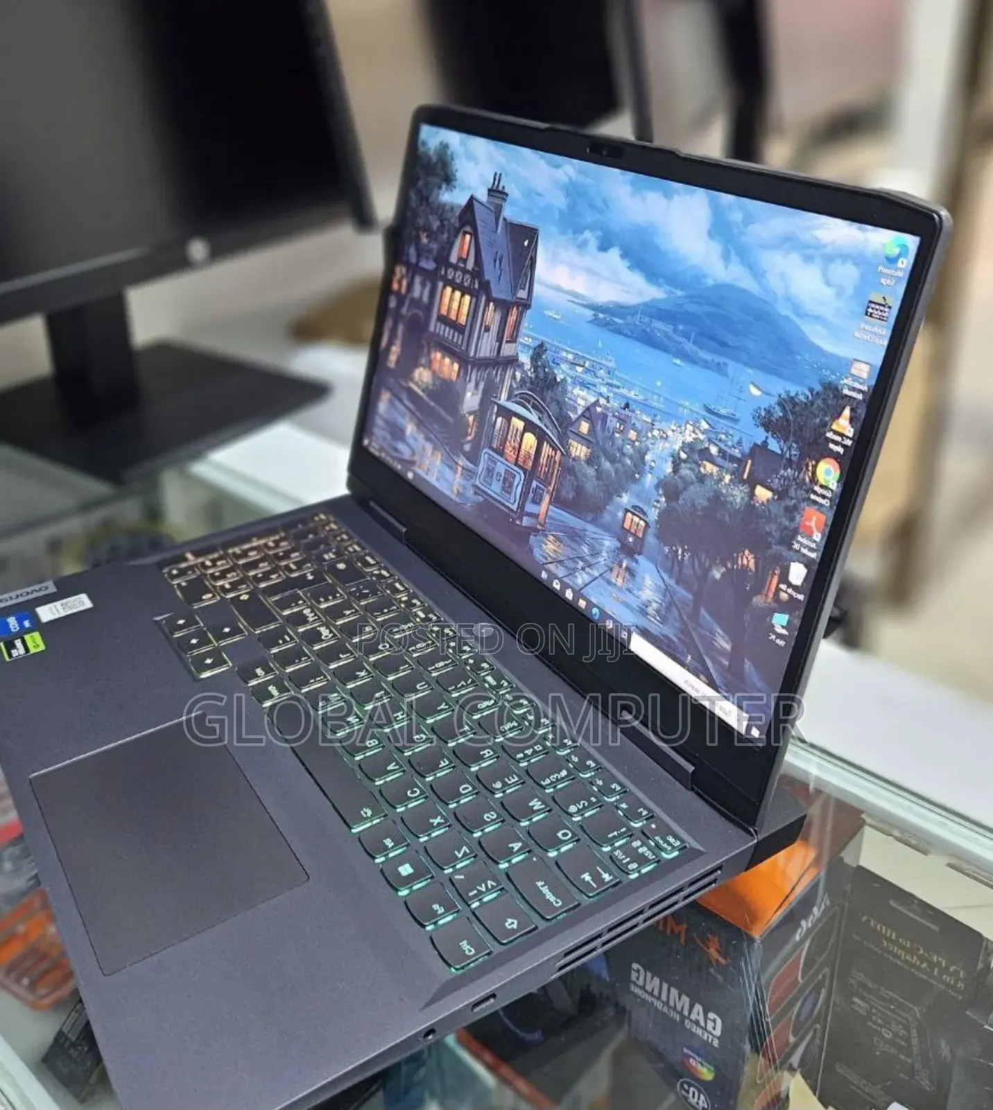 New Laptop Lenovo LOQ 15ARP9 16GB Intel Core I5 SSD 512GB