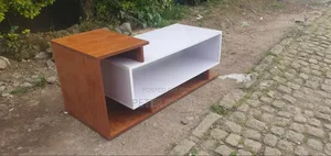 Size 1.20 Center Table