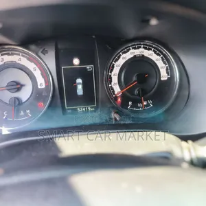 Toyota Hilux 2020 Brown