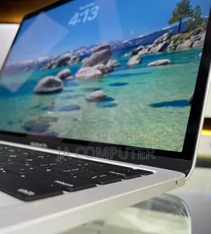 New Laptop Apple MacBook Pro M1 8GB Apple M1 Pro SSD 512GB