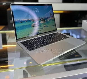 New Laptop Apple MacBook Pro M1 8GB Apple M1 Pro SSD 512GB