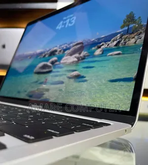 New Laptop Apple MacBook Pro M1 8GB Apple M1 Pro SSD 512GB