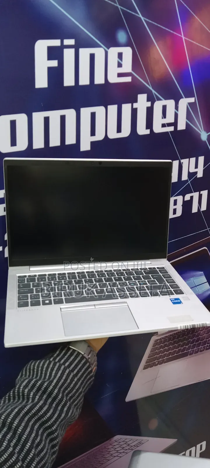 New Laptop HP EliteBook 830 G8 16GB Intel Core 5 SSD 512GB