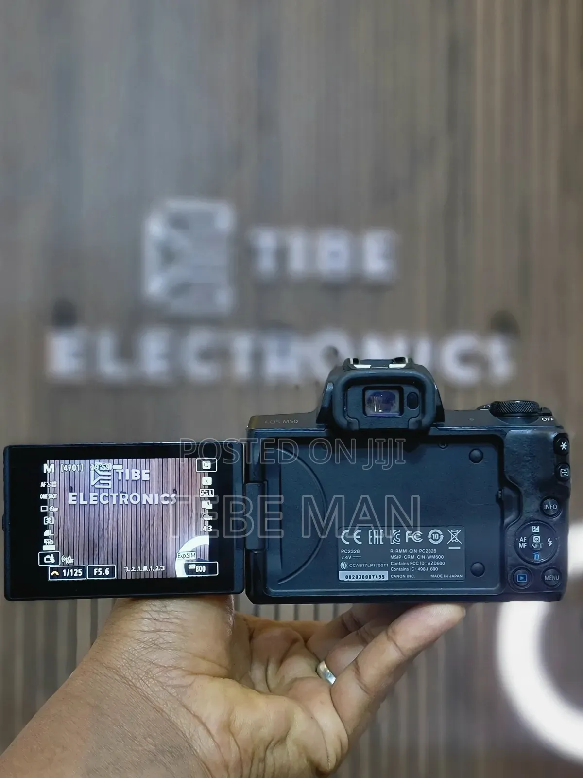 M50 Mark 1 Camera