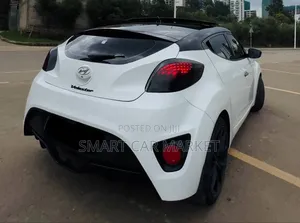 Hyundai Veloster Automatic 2012 White