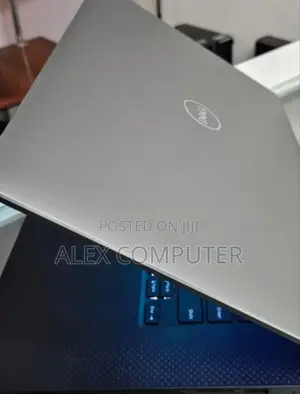 New Laptop Dell Precision 5540 16GB Intel Core I5 SSD 256GB