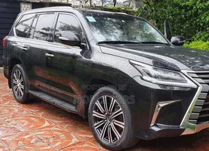Photo - Lexus LX 570 AWD 2021 Gray