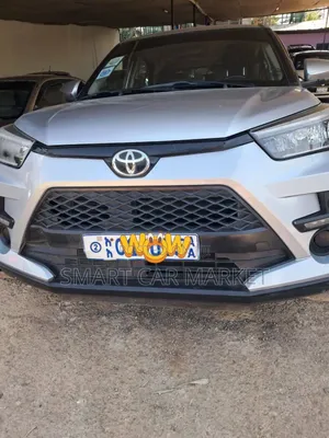 Toyota Raize 2022 Silver