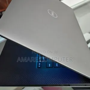 New Laptop Dell Precision 5540 16GB Intel Core I5 SSD 256GB