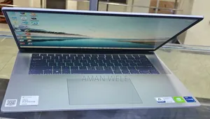 New Laptop Dell Inspiron 16 5620 16GB Intel Core I7 SSD 512GB
