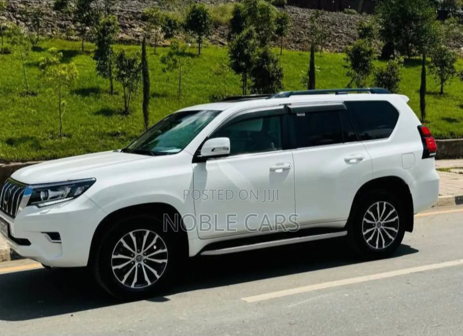 Toyota Land Cruiser Prado 2020 Ivory