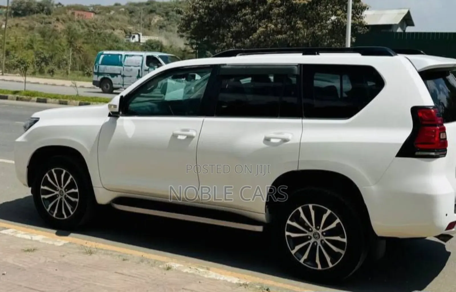 Toyota Land Cruiser Prado 2020 Ivory