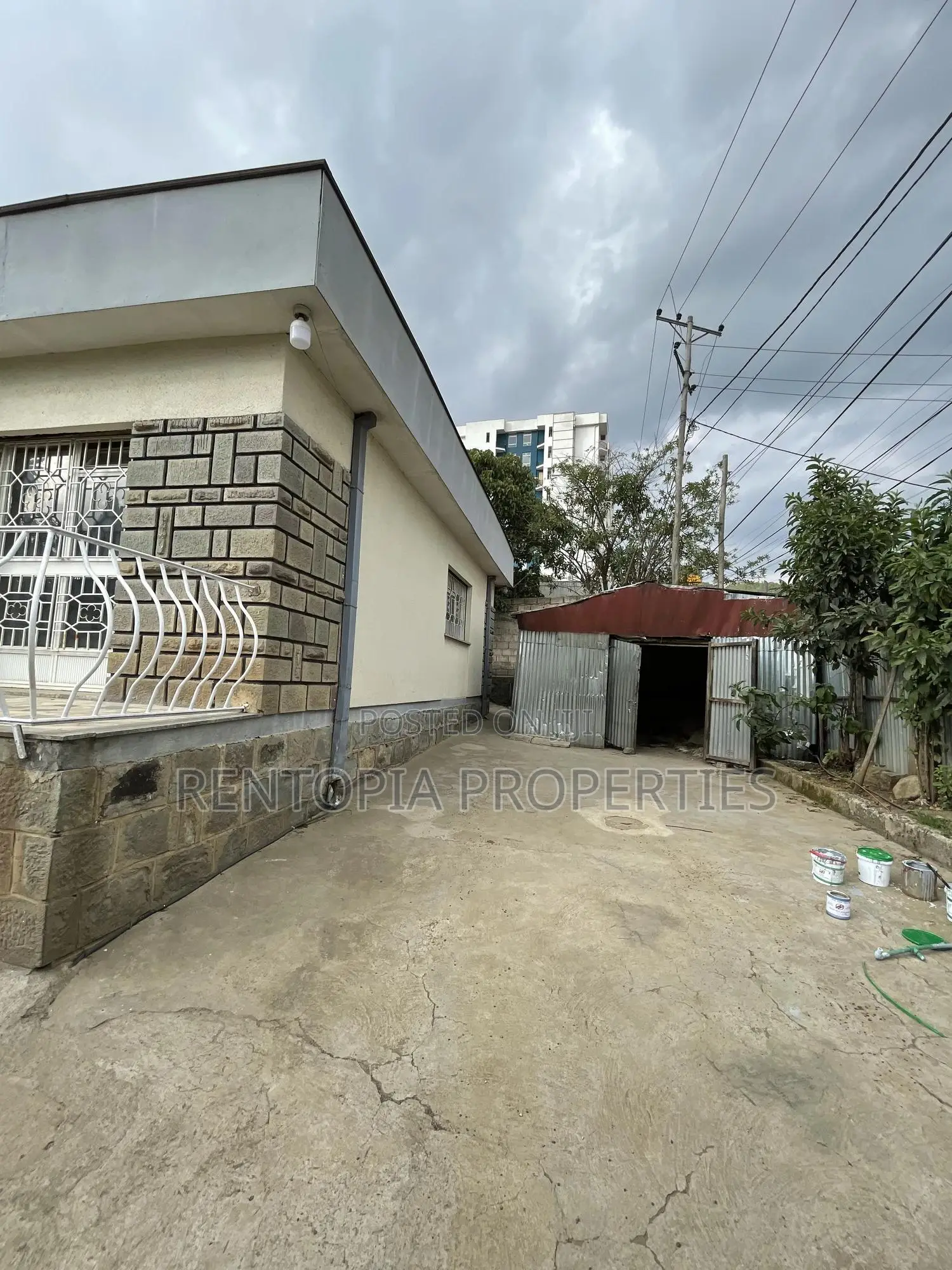 3bdrm Villa in Bole for rent