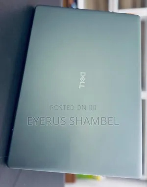 New Laptop Dell Inspiron 16 Plus 7630 32GB AMD Ryzen 7 SSD 1T