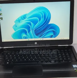 New Laptop HP Pavilion 15 8GB Intel Core I5 SSD 256GB