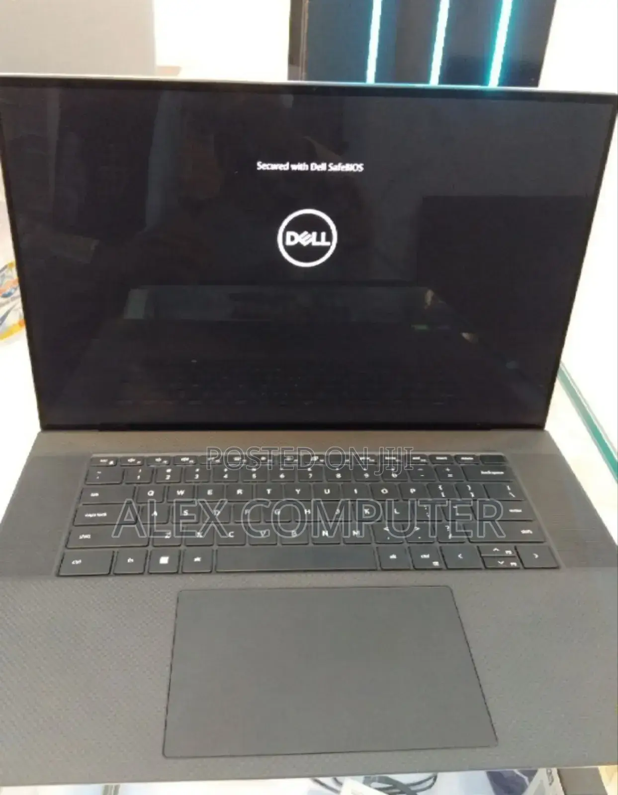 New Laptop Dell XPS 15 64GB Intel Core I9 SSD 4T