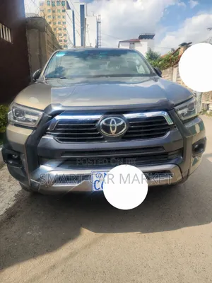 Toyota Hilux Revo Smart Cab Deisel 2.8 RWD 2022 Brown