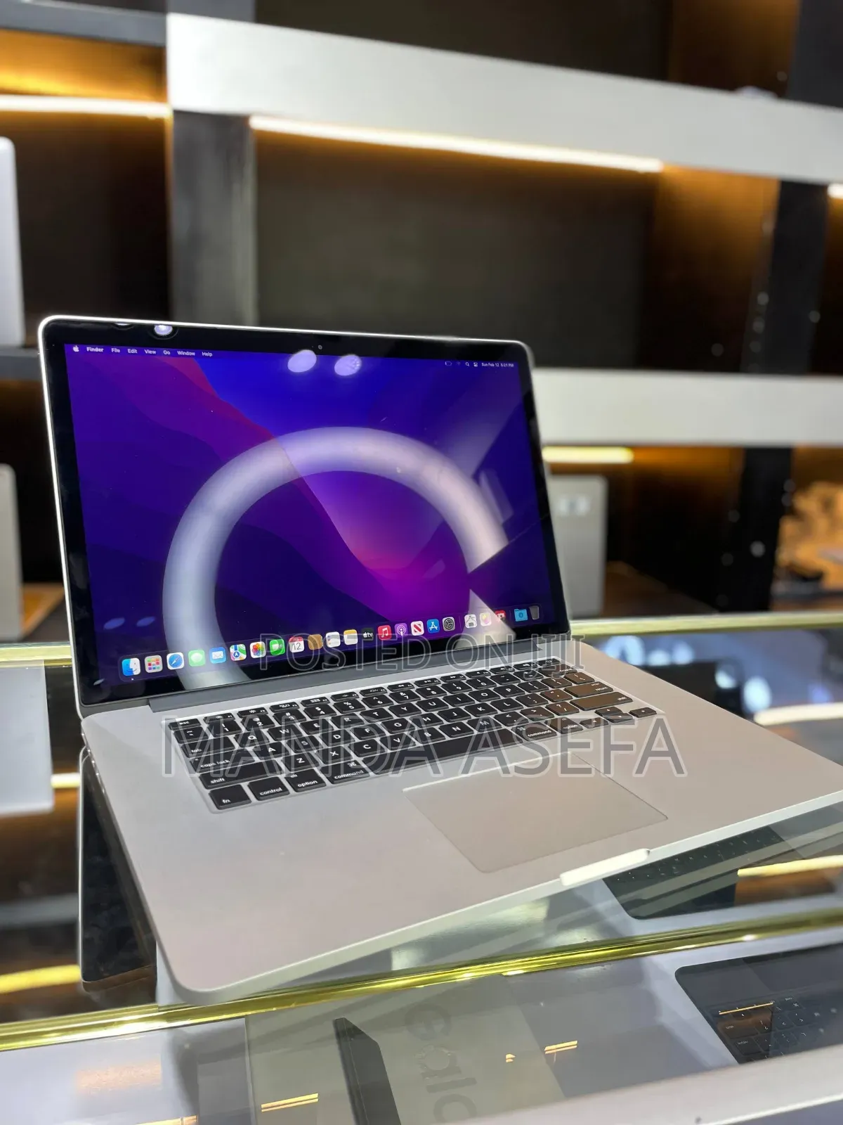 New Laptop Apple MacBook Pro 2015 16GB Intel Core I7 SSD 256GB