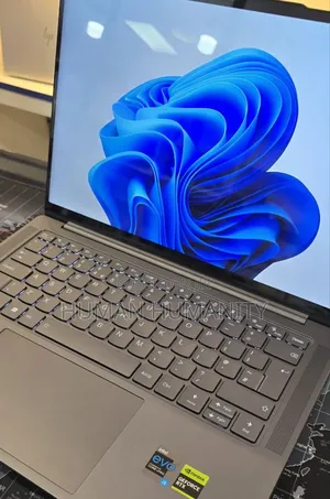 New Laptop Lenovo Yoga 730 16GB Intel Core I7 SSD 1T