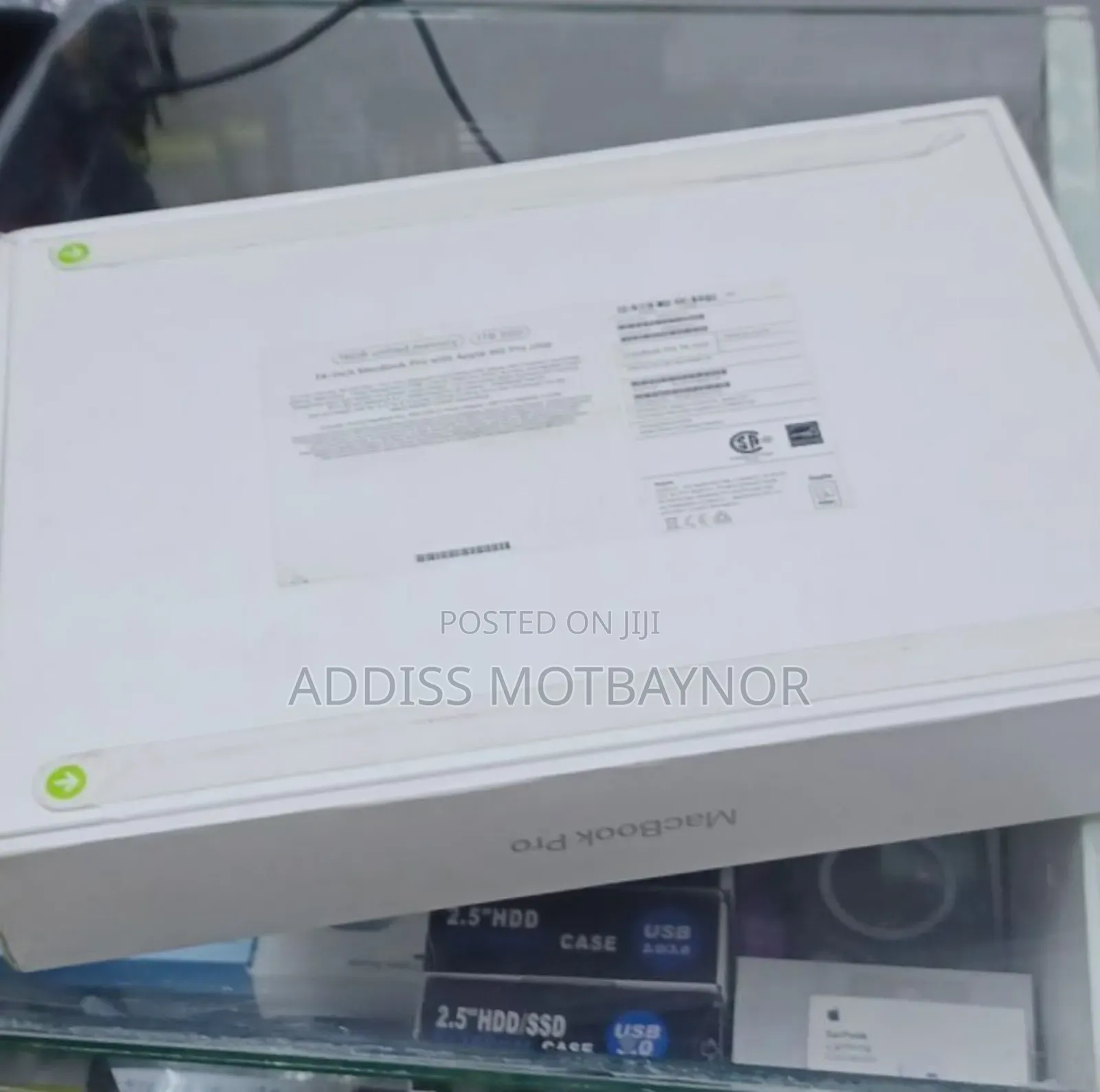 New Laptop Apple MacBook Pro 2022 M2 16GB Intel Core M2 SSD 1T