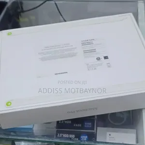 New Laptop Apple MacBook Pro 2022 M2 16GB Intel Core M2 SSD 1T