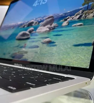 New Laptop Apple MacBook Pro M1 8GB Apple M1 SSD 512GB