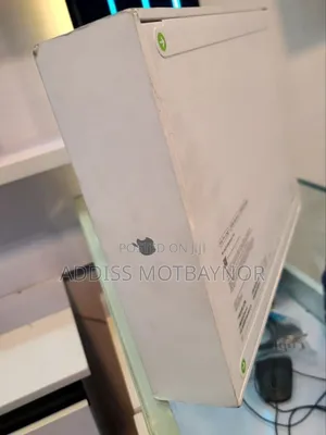 New Laptop Apple MacBook Air 2025 M4 13-Inch 16GB Apple M4 Pro SSD 1T