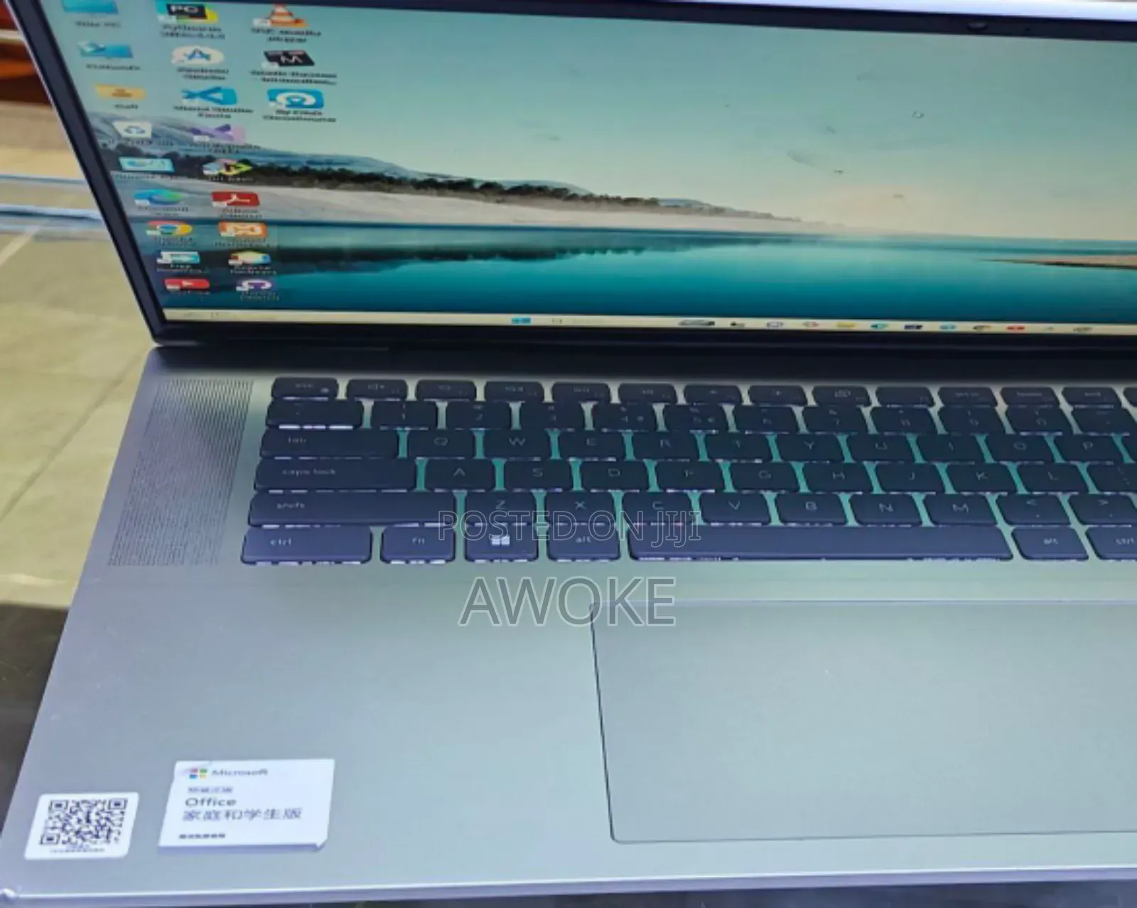 New Laptop Dell Inspiron 16 5620 16GB Intel Core I7 SSD 512GB