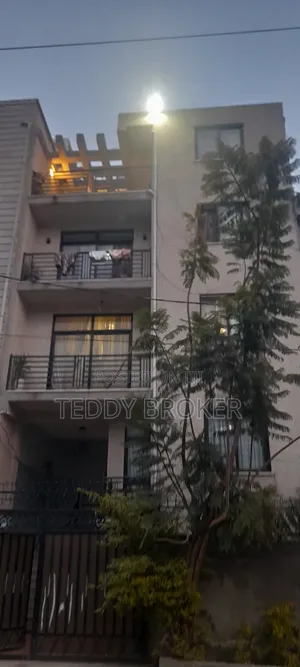 8bdrm House in Haile Garment, Nifas Silk-Lafto for sale