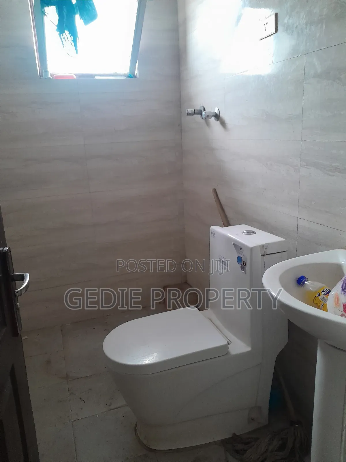 Furnished 1bdrm Condo in Bole for sale